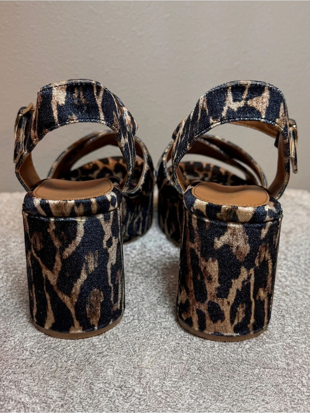 Gianni Bini Leopard Printed Velvet Cross Band Platform Sandals
